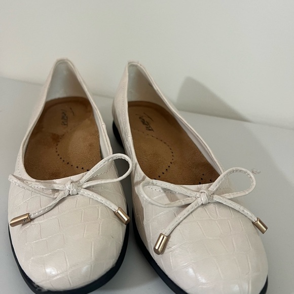 Trotters Ballet Flats Women's Sz 8.5 - Picture 2 of 6